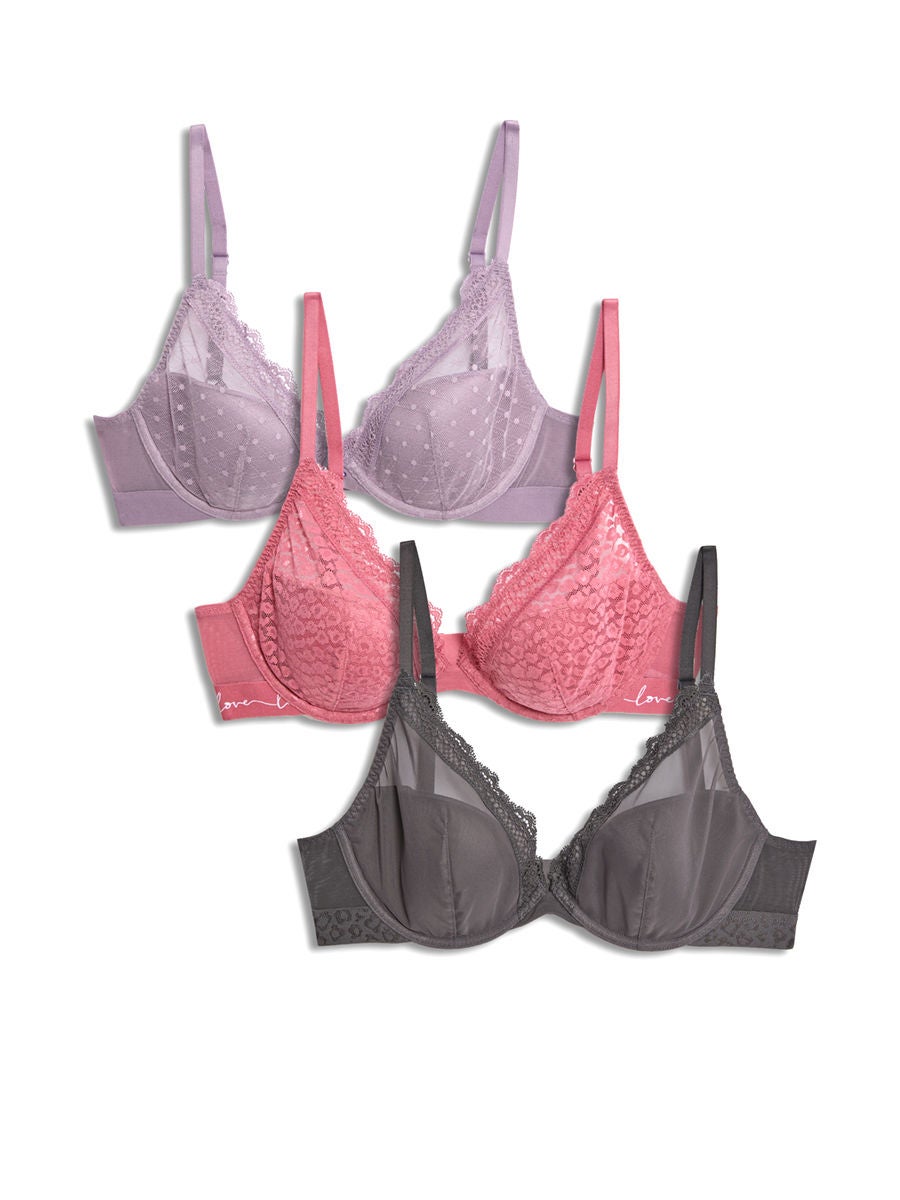 19.04% OFF on Marks & Spencer Women Plunge Bras Lace Trim Wired 3pk
