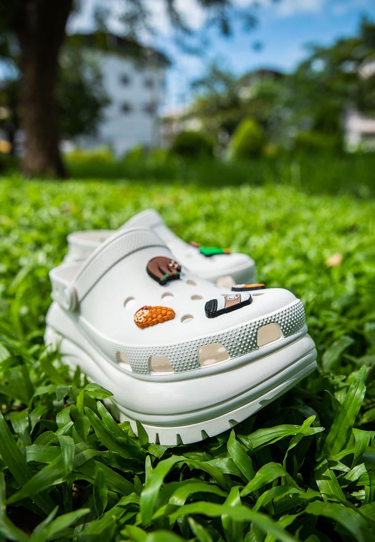 Central best sale online crocs