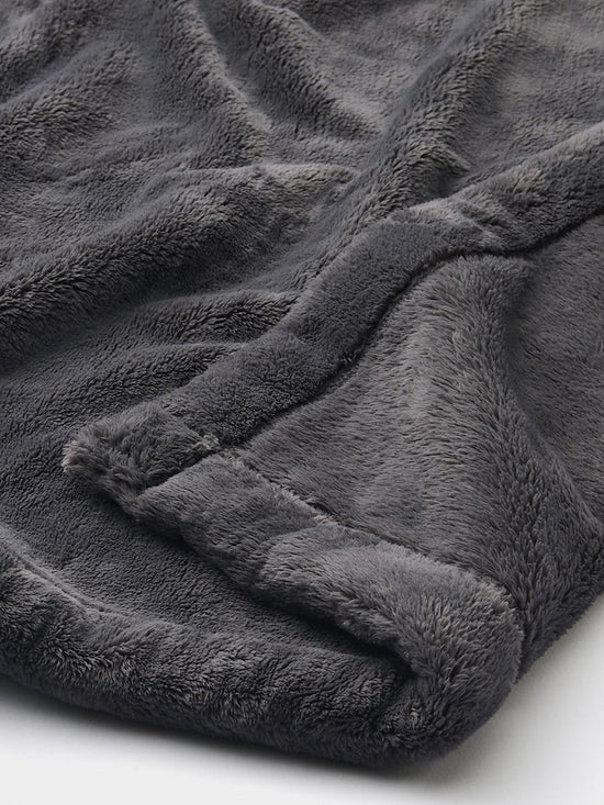 MUJI Warm Fiber Thick Blanket (New) - Central.co.th