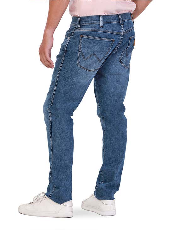 60.0% OFF on WRANGLER Men's Jeans Cooling Collection Low Larston Fit Denim