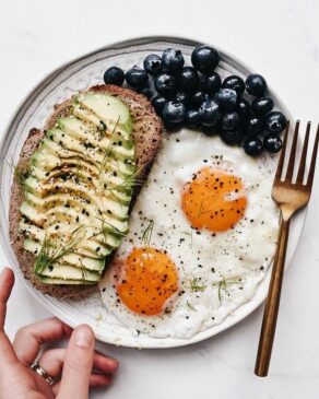 แนะนำ 5 เมนูอาหารเช้าพลังงานสูง! ทำง่ายอร่อยถูกปาก มื้อสำคัญไม่ควรพลาด