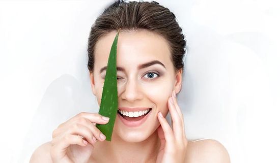 6 ALOE VERA AND FACE