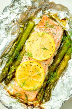 Grilled Salmon with Asparagus1
