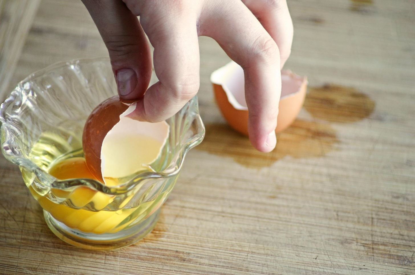 egg shell remove