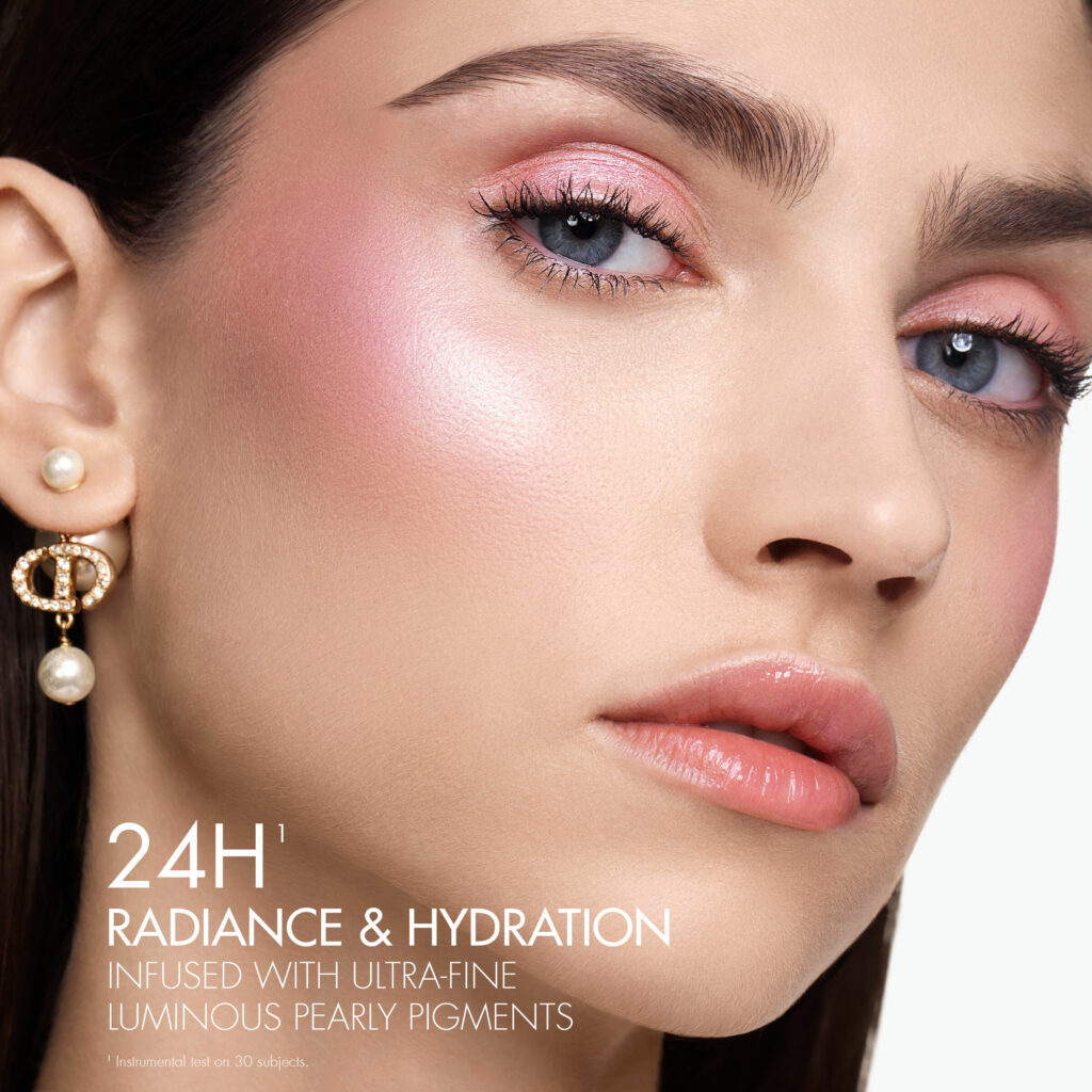 DIOR_FOREVER_MARS_2024__BOARDS_BENEFICES_GLOW_MAXIMIZER_ROSE